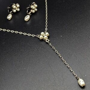 Robert Rose Vintage Style Faux Pearl Floral Y-Drop Necklace and Earrings Set